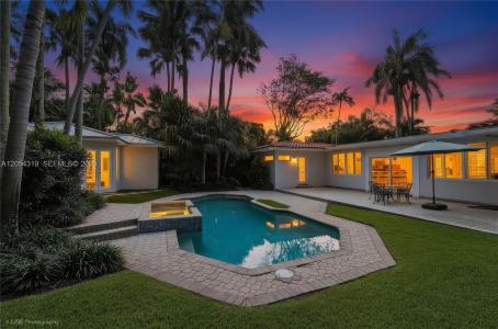 6141 SW 85th St, South Miami, Flórida 33143, Estados Unidos