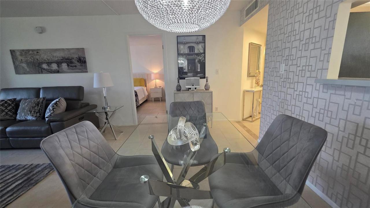 4851 NW 26TH Court 437, Lauderdale Lakes, Floride 33313, États-Unis