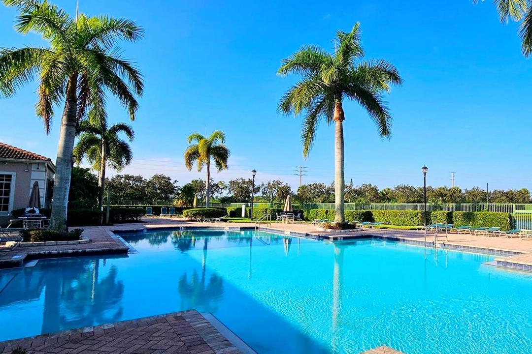 6760 Heritage Grande 6107, Boynton Beach, Florida 33437, USA
