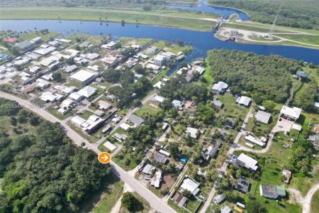 1069 Marina, Moore Haven, Florida 33471, USA