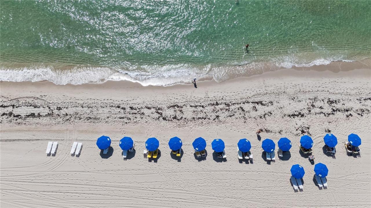 2030 S Ocean Dr 1716, Hallandale Beach, Florida 33009, USA
