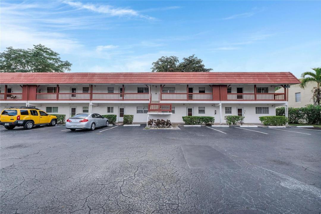 3250 NW 85th Avenue 14, Coral Springs, Florida 33065, USA