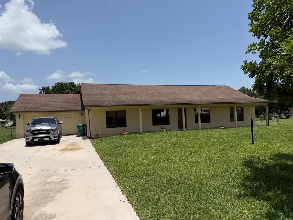 8451 SW 14TH Lane, Okeechobee, 플로리다 34974, 미국