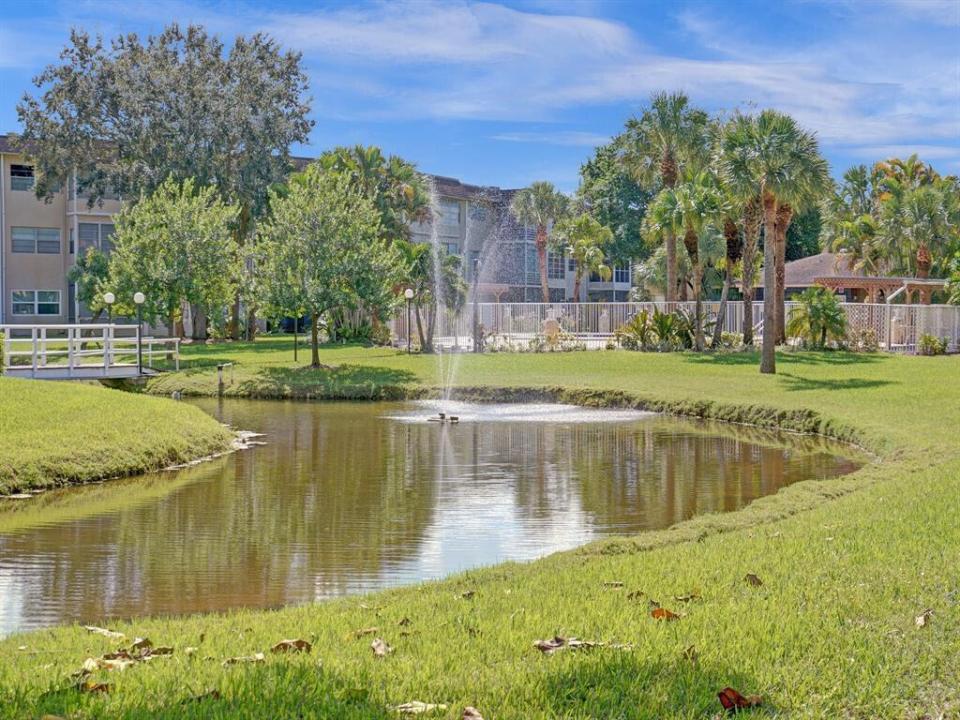 5041 W OAKLAND PARK Boulevard 111, Lauderdale Lakes, Florida 33313, USA