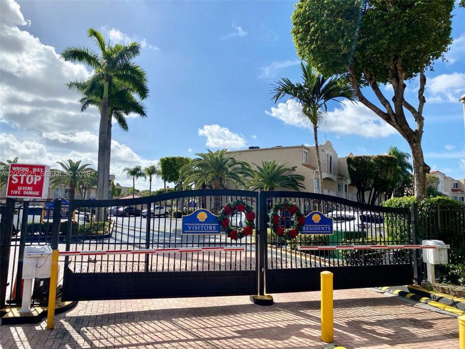 8615 NW 5th Ter 14-206, Miami, Floride 33126, États-Unis