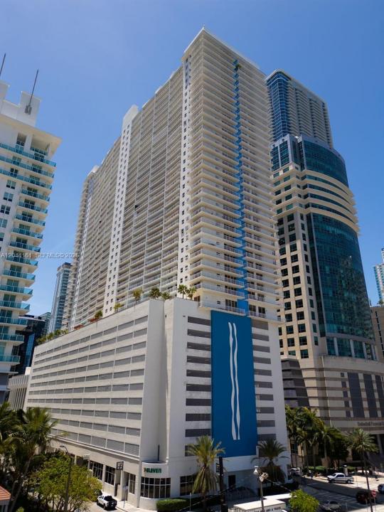 1200 Brickell Bay Dr 2806, Miami, Floryda 33131, USA