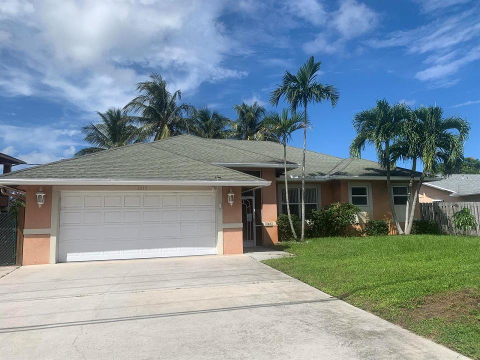 2215 HYPOLUXO Road, Lake Worth, Floride 33462, États-Unis
