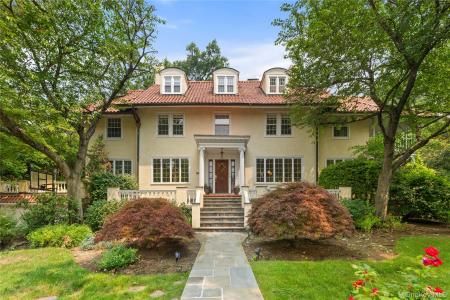 2 Dellwood Road, Yonkers, New York 10708, USA