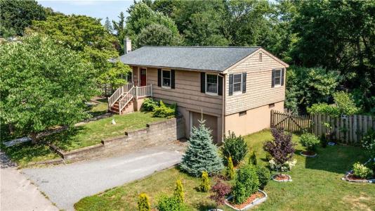 41 Mount View Avenue, North Kingstown, Rhode Island 02852, USA