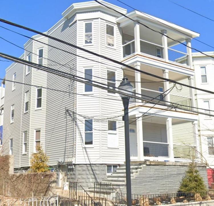 40 Temple Street 3, Somerville, Massachusetts 02145, Estados Unidos