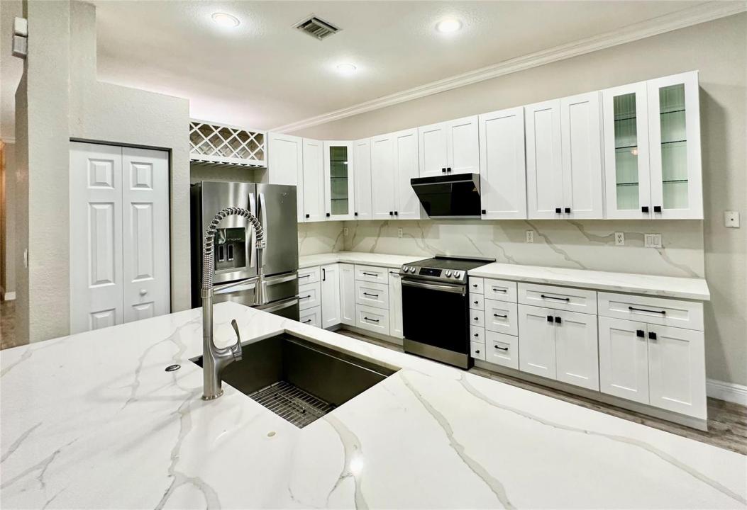 4109 W WHITEWATER Avenue, Weston, Florida 33332, USA