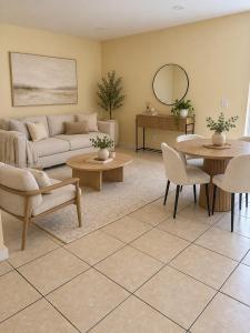 5050 NW 7th St 309, Miami, Florida 33126