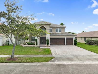 850 NW 168th Ave, Pembroke Pines, Florida 33028, USA
