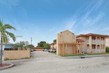 242 E 3rd St 205, Hialeah, Florida 33010, USA