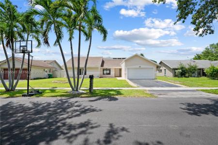 8311 NW 51st Ct, Lauderhill, Florida 33351, USA