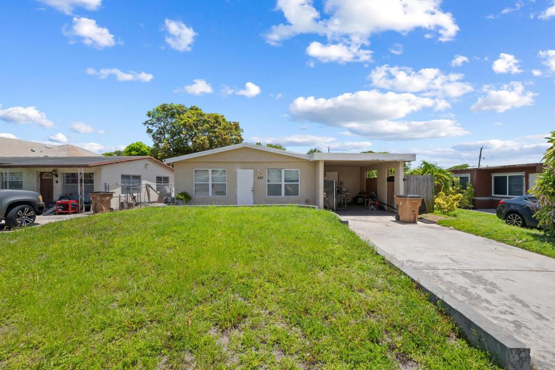 242 SW 3RD Street, Deerfield Beach, Florida 33441, Stati Uniti