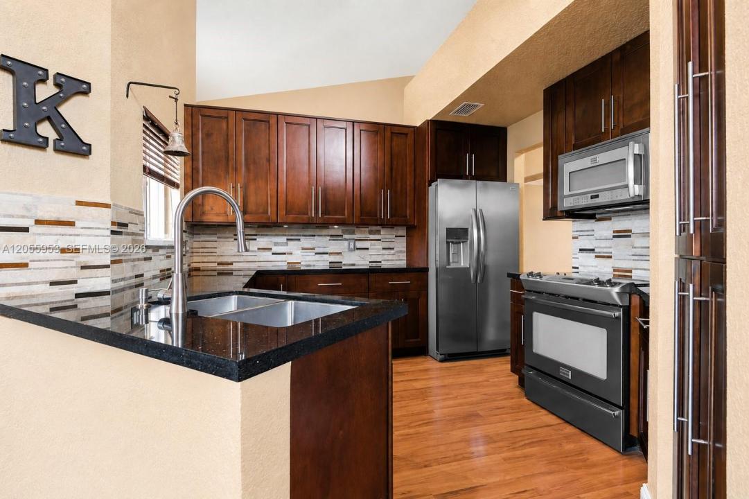 15670 SW 16th Ct, Pembroke Pines, Floride 33027, États-Unis