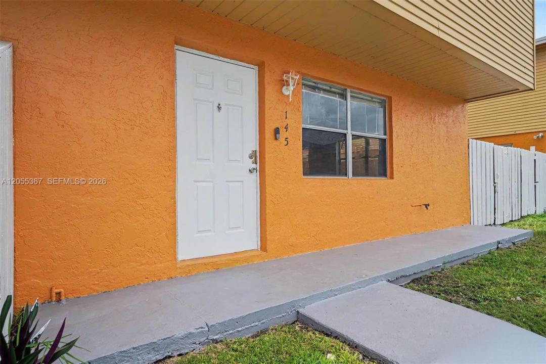 145 NE 12th Ave 145, Homestead, Floryda 33030, USA