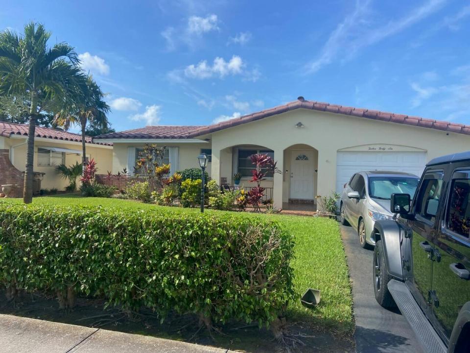 1246 NW 45th Street, Deerfield Beach, Florida 33064, Stati Uniti