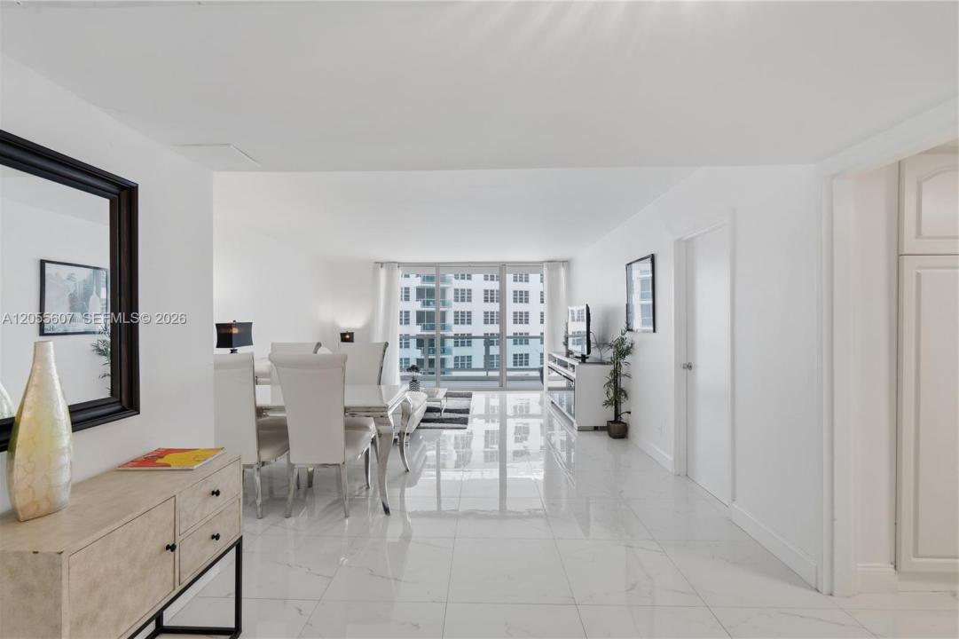 5151 Collins Ave 1027, Miami Beach, فلوريدا 33140, الولايات المتحدة