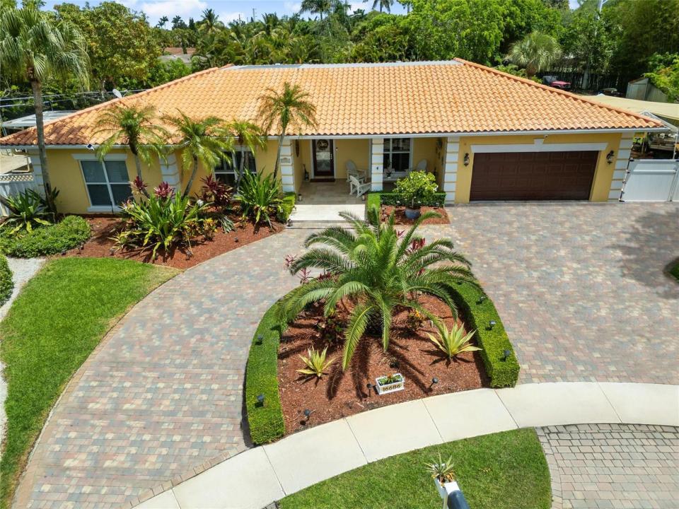 16686 GOLFVIEW Drive, Weston, Florida 33326, Stati Uniti