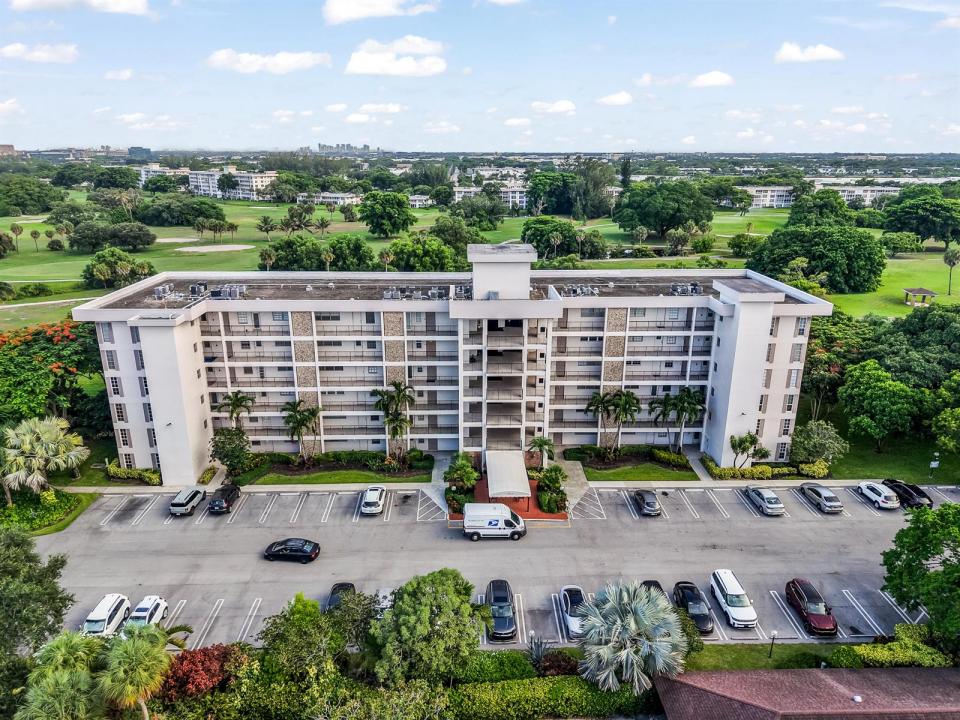 3000 N PALM AIRE Drive 407, Pompano Beach, Floride 33069, États-Unis