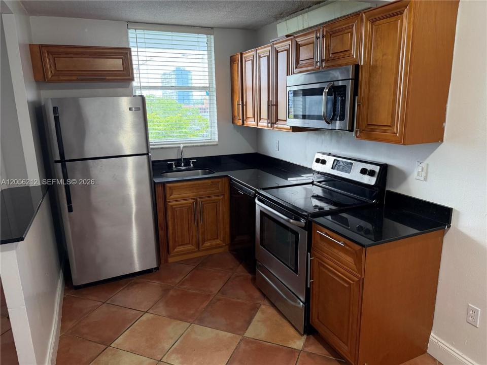 1801 S Treasure Dr 510, North Bay Village, Floride 33141, États-Unis