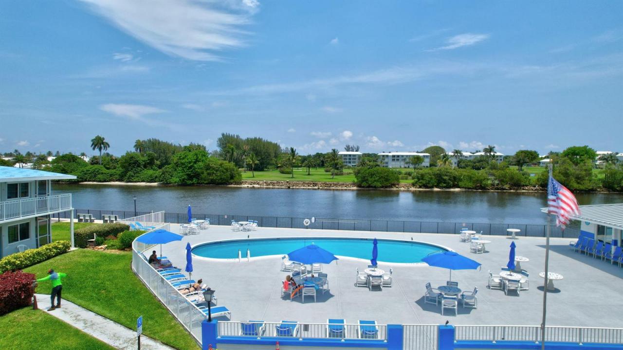 2430 S FEDERAL Highway 2, Boynton Beach, Floryda 33435, USA