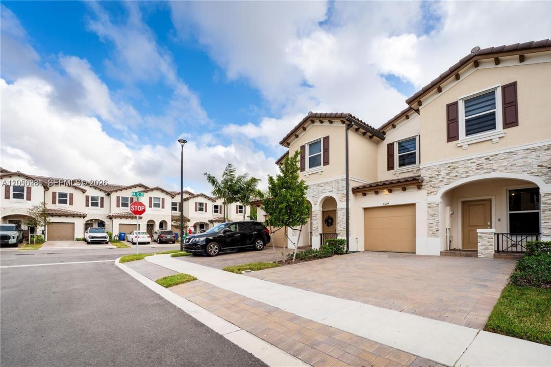 5514 NW 27th St 5514, Lauderhill, 플로리다 33313, 미국