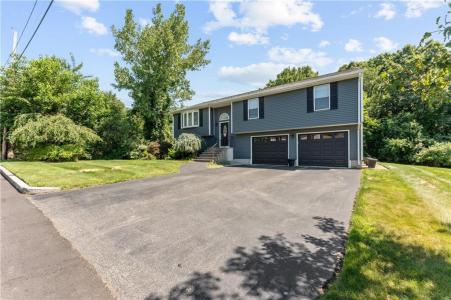 16 Rachella Court, East Providence, Rhode Island 02914, HOA KỲ