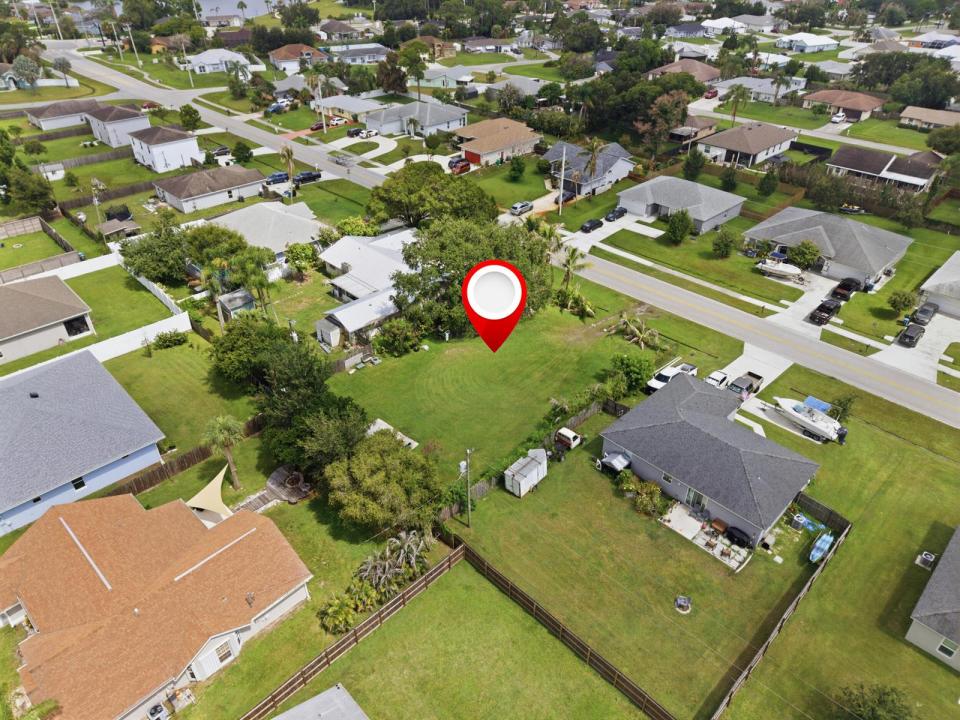 719 SE Thornhill Drive, Port St. Lucie, Floride 34983, États-Unis