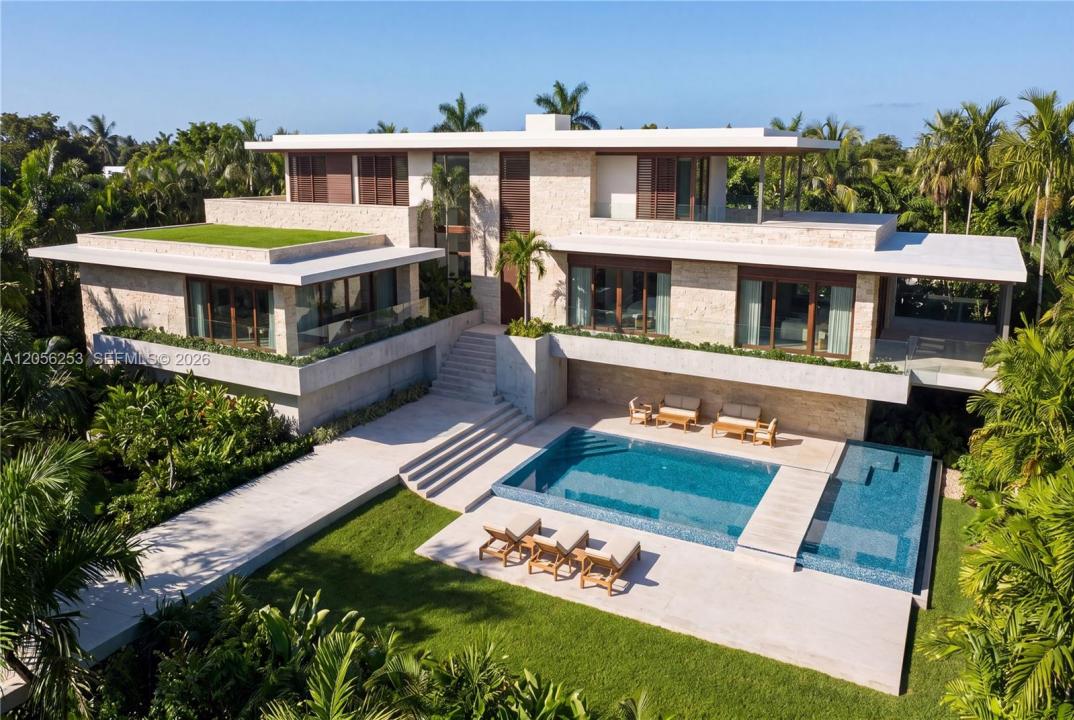 3400 S Moorings Way, Miami, Florida 33133, Stati Uniti