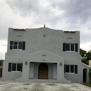 1700 NW 22 CT 5, Miami, フロリダ 33125, アメリカ合衆国
