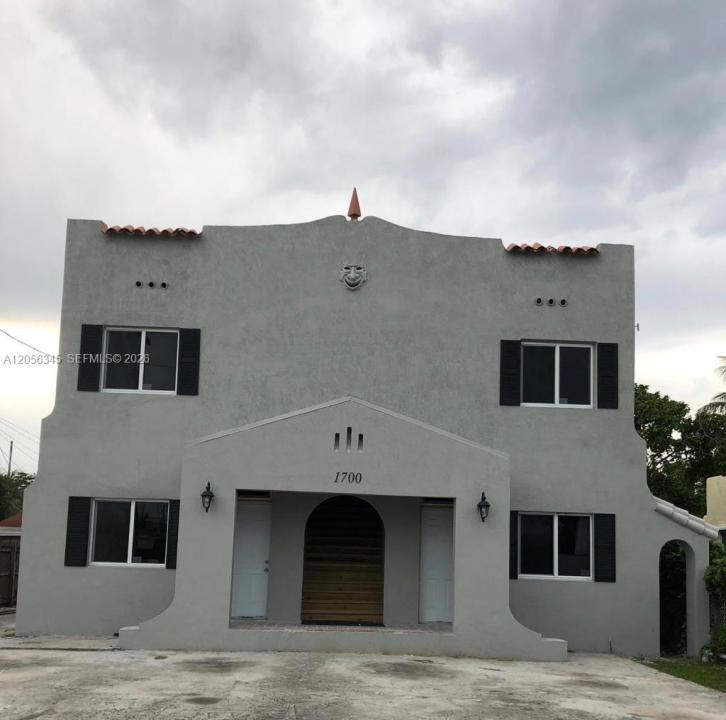1700 NW 22 CT 5, Miami, Florida 33125, Stati Uniti