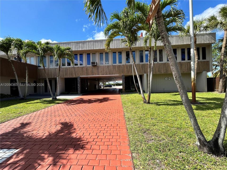 4121 NW 5th St, Plantation, Florida 33317