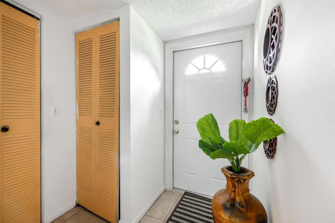 150 Lake Meryl Drive 143, West Palm Beach, Flórida 33411, Estados Unidos