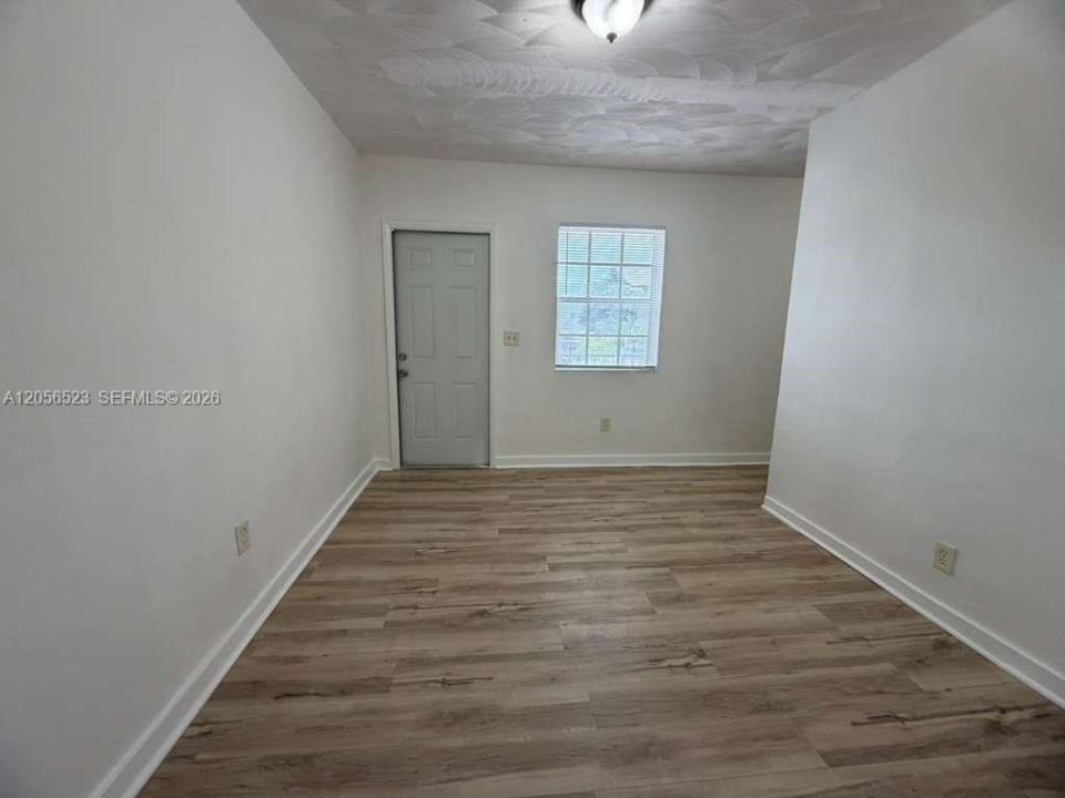 1510 NW 68th St 9, Miami, Florida 33147, Stati Uniti