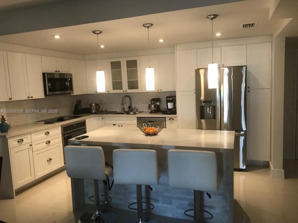 19390 COLLINS AV 417, Sunny Isles Beach, Floride 33160, États-Unis