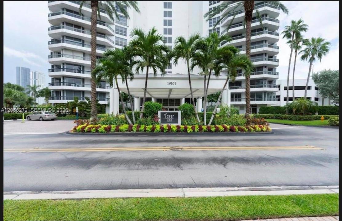 19101 Mystic Pointe Dr 304, Aventura, Floride 33180, États-Unis