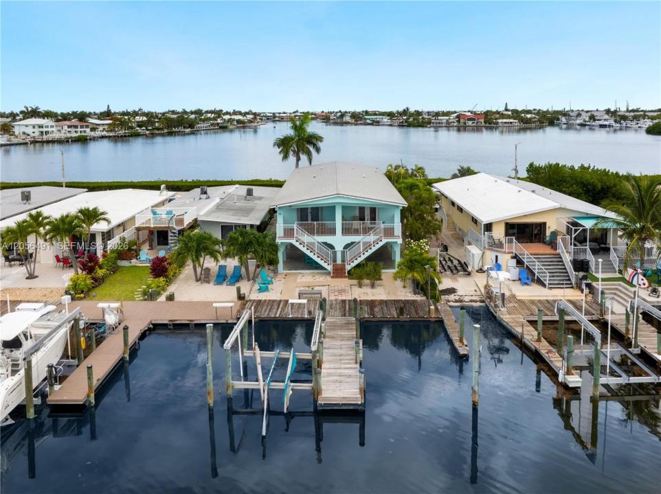 46 Sadowski Cswy, Key Colony, Florida 33051, USA