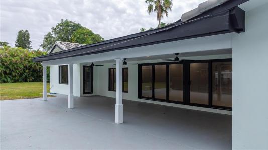 13401 SW 83RD Avenue, Pinecrest, Floryda 33156, USA