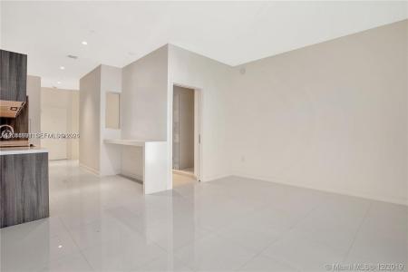 851 NE 1st Ave 504, Miami, Florida 33132, USA