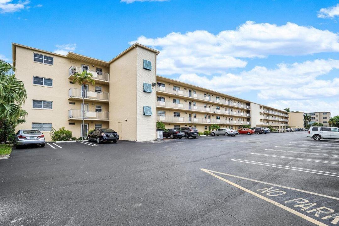 2615 NE 3rd Court 308, Boynton Beach, Floride 33435, États-Unis
