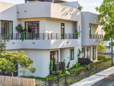 984 SW 10th St 1, Miami, Floride 33130, États-Unis