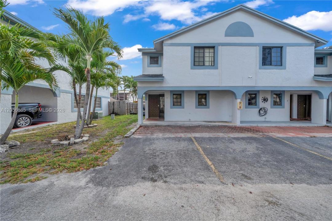 1535 SW 122nd Ave 3-7, Miami, Floride 33184, États-Unis