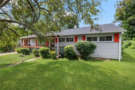 37 Gerald Street, Warwick, Rhode Island 02886, USA