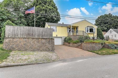 8 Halsey Street, North Providence, Rhode Island 02911, USA