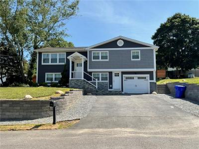40 Bayberry Drive, West Warwick, Rhode Island 02893, USA