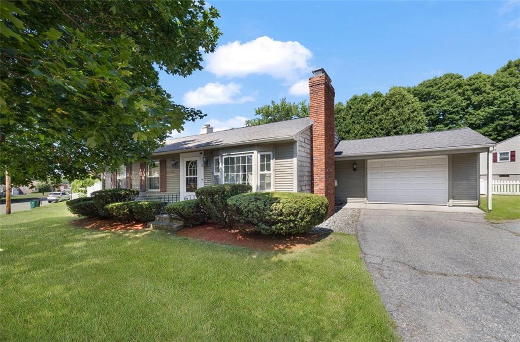 5 Halsey Road, Woonsocket, Rhode Island 02895, États-Unis