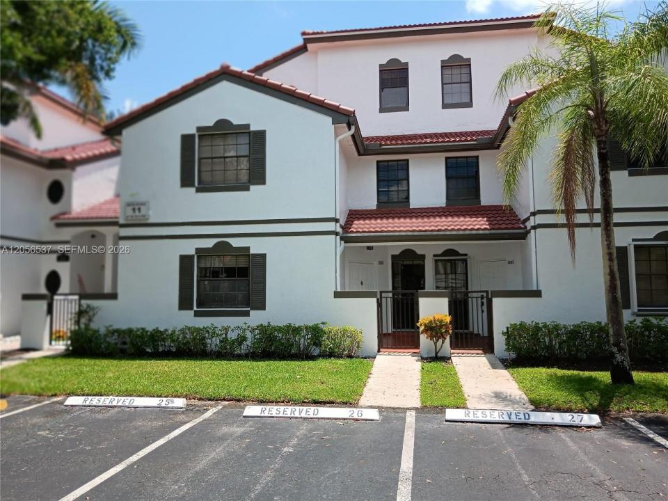 401 SW 158th Ter 105, Pembroke Pines, Floride 33027, États-Unis